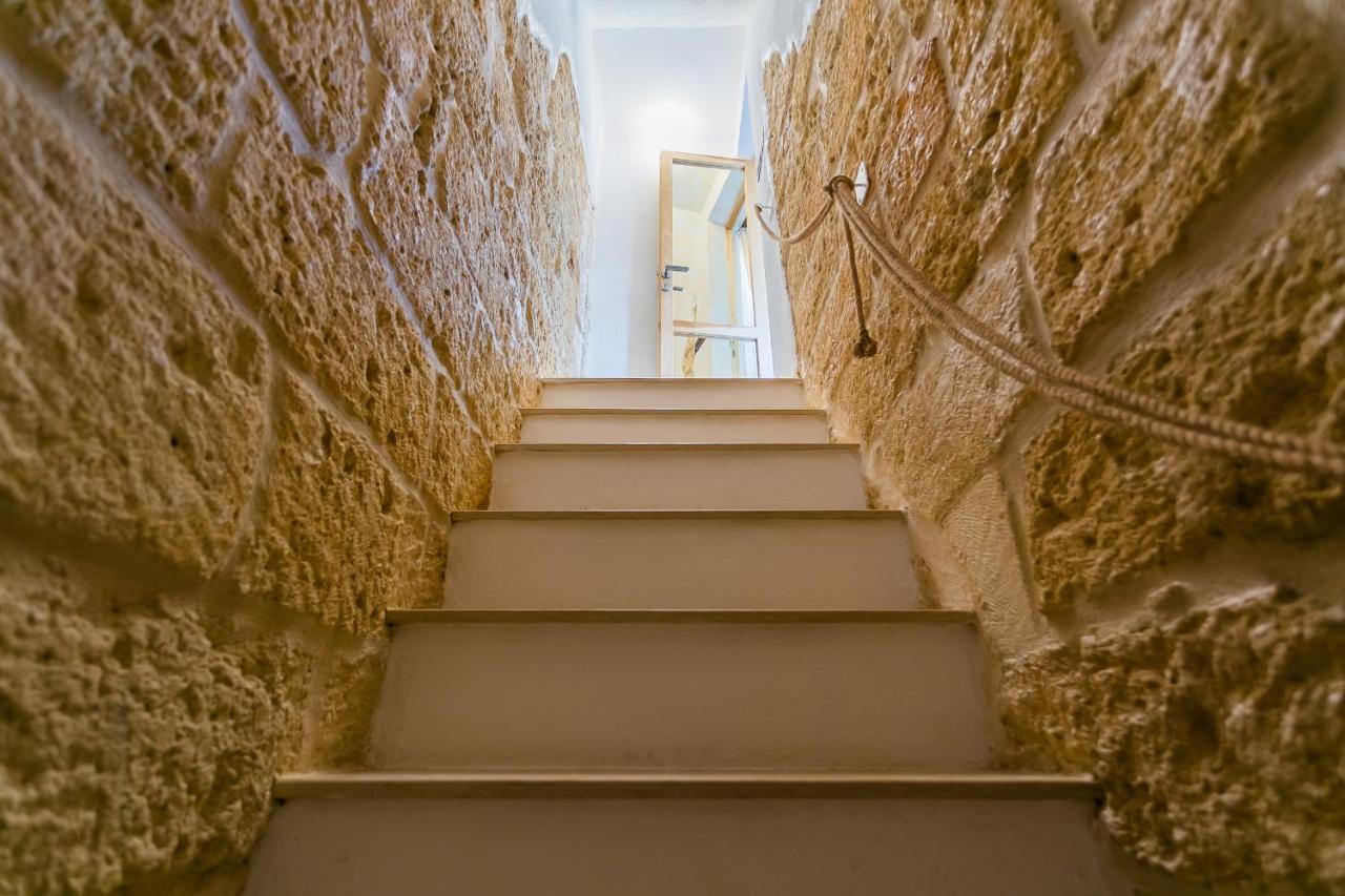 פולינאנו א מארה Dim'S Apartments By Wonderful Italy מראה חיצוני תמונה